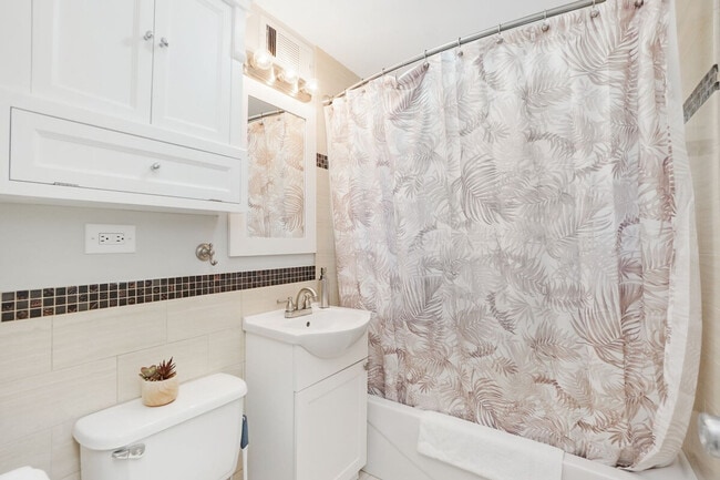 238 Carter Ct unit ID1285056P, Northbrook, IL 60062 - photo 7