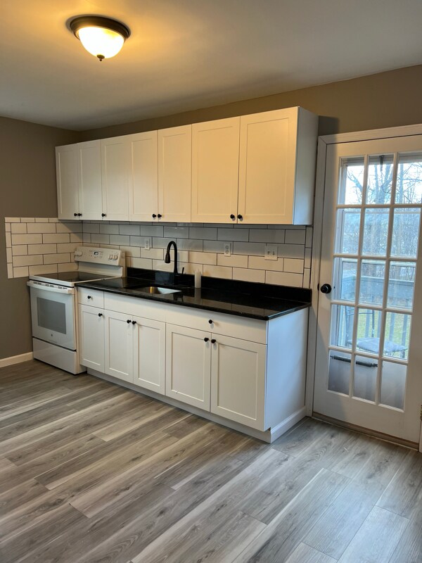 1014 Pulaski Hwy unit UP, Goshen, NY 10924 - photo 5