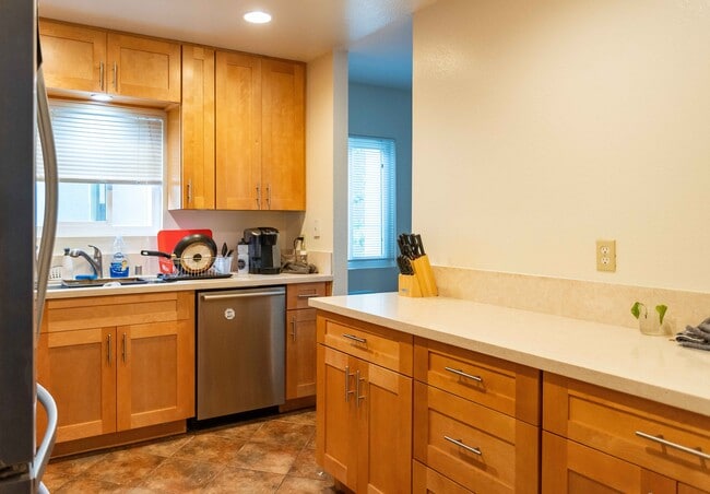 4903 Indian Wood Rd, Culver City, CA 90230 - photo 7