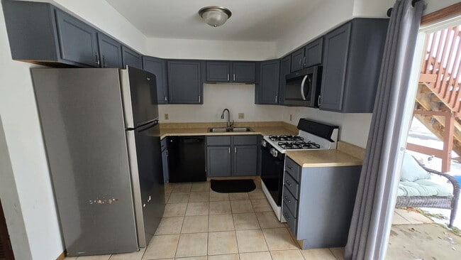 460 Echo Ln, Aurora, IL 60504 - photo 7