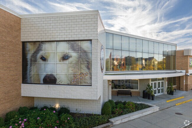 Naperville North High School offers plenty of AP and Honors courses.