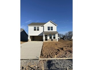 7022 Sutton Dr, White House, TN 37188