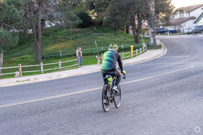 Whether it's walking, cycling, or horse riding, Pedley offers a variety of relaxing activities.