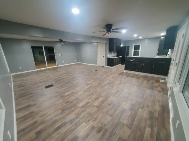 531 N 18th St, Cambridge, OH 43725 - photo 2