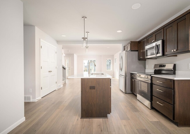 9252 Gentle Feather Rd, Verona, WI 53593 - photo 7