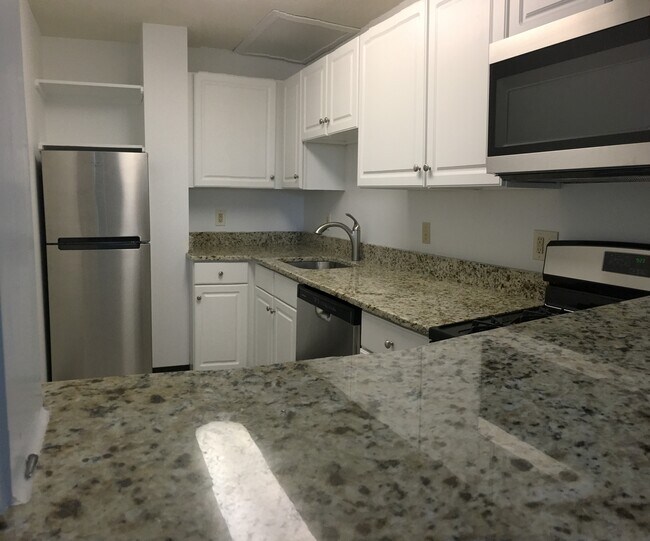 19 Water St unit 3, Newburyport, MA 01950 - photo 4