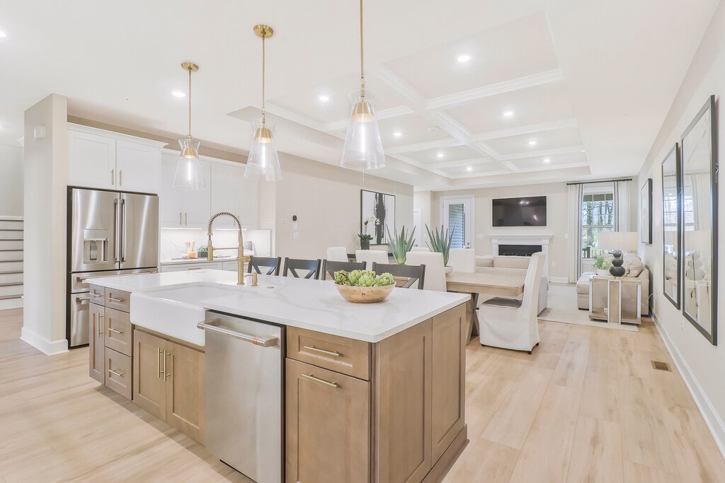 NVHomes at Maple Highlands offers low maintenance living with first-floor owner's suites, zero-step entry, lawn care, and many other lock-and-leave conveniences. Learn more today!