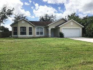 558 Hatcher St SE, Palm Bay, FL 32909