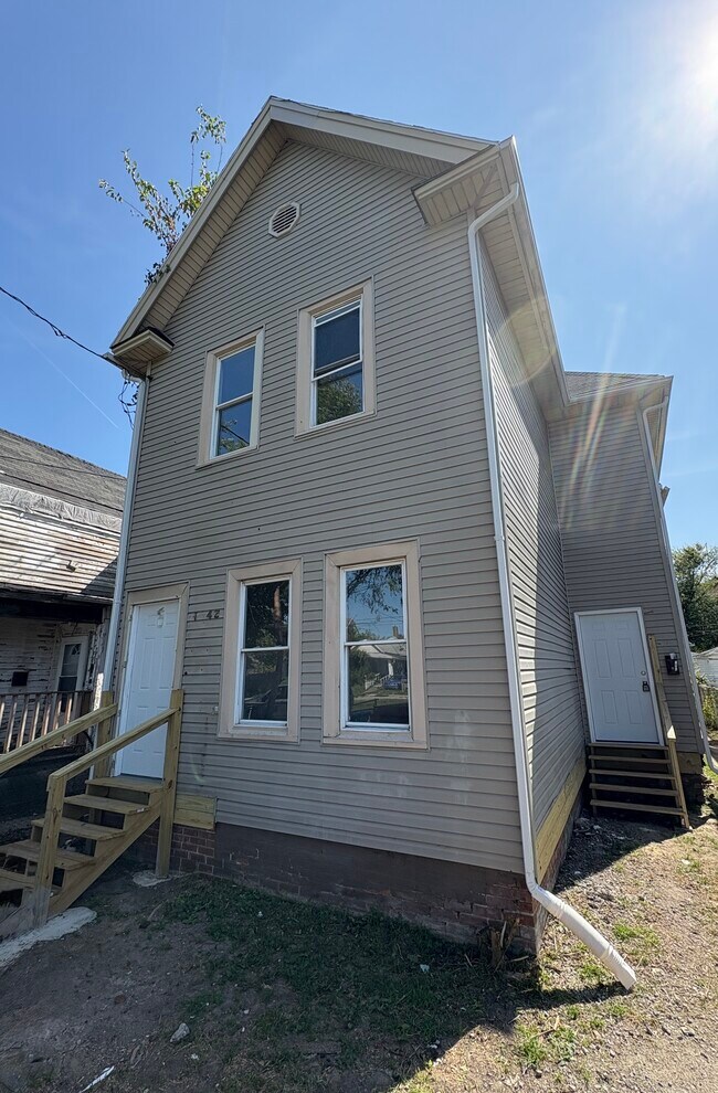 1840 N Erie St, Toledo, OH 43611