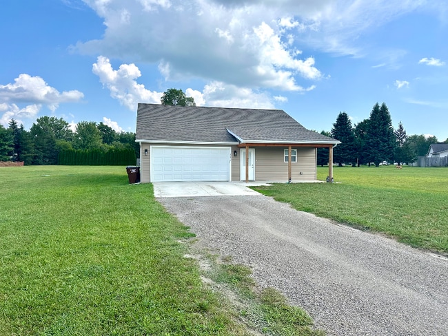 4731 Basin St, Adrian, MI 49221 - photo 2