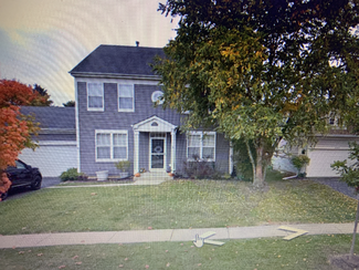 2470 Fairchild Ln, West Chicago, IL 60185