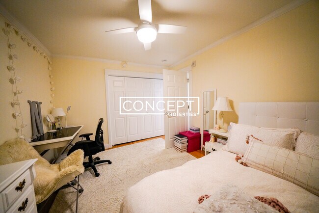 219 Commonwealth Ave unit 21, Chestnut Hill, MA 02467 - photo 6