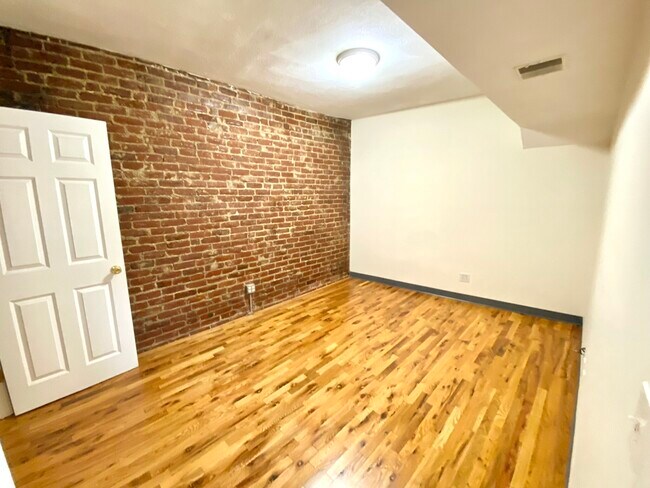 838 Huntington Ave unit 1, Boston, MA 02115 - photo 5
