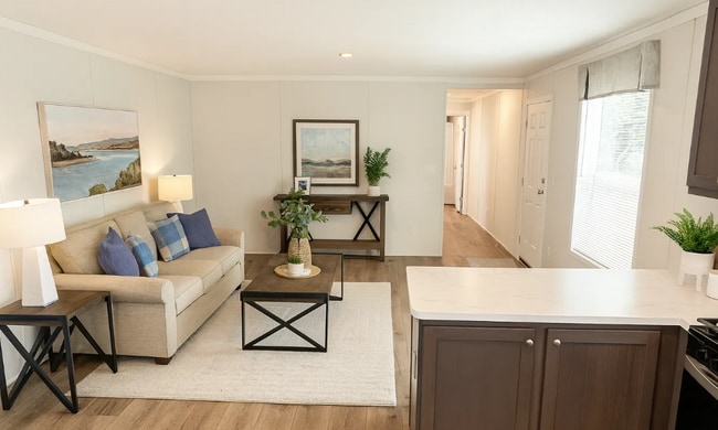 17006 Coventry Ln, Holly, MI 48442 - photo 2