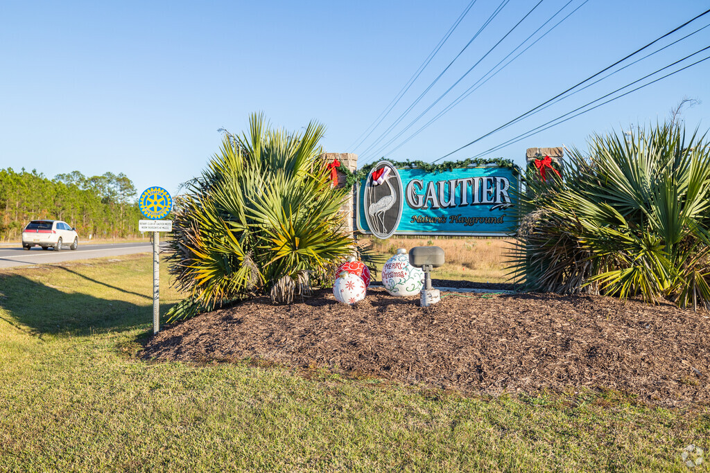 1102 Stanfield Point Rd Unit B, Gautier, MS 39553 | Homes.com