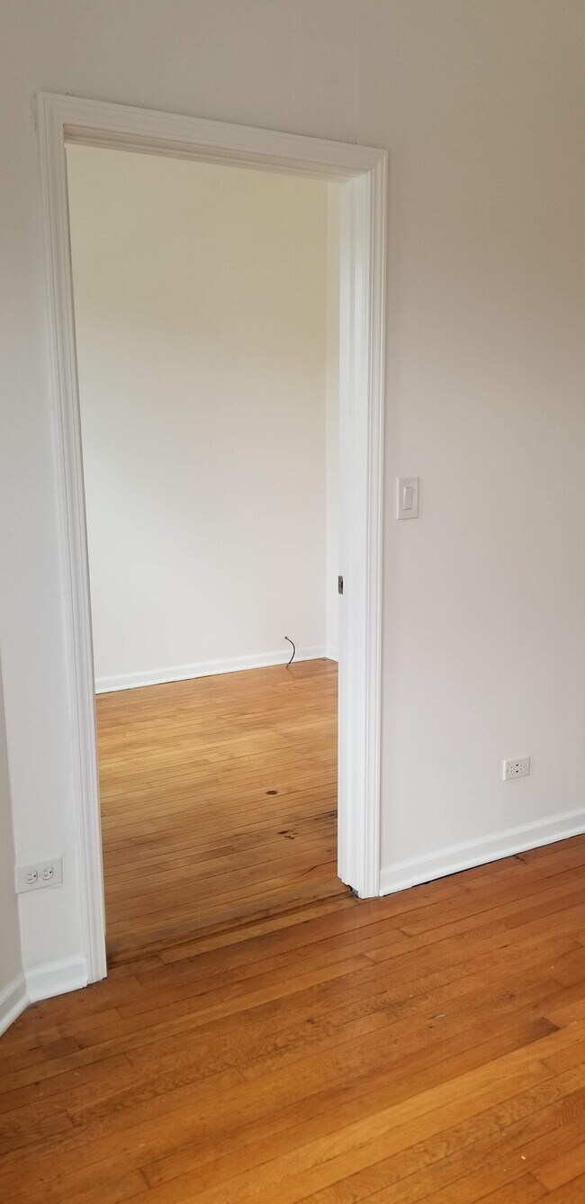 4417 N Keokuk Ave unit 1st floor, Chicago, IL 60630 - photo 6