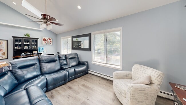 70 Hunter Ln, Centereach, NY 11720 - photo 2