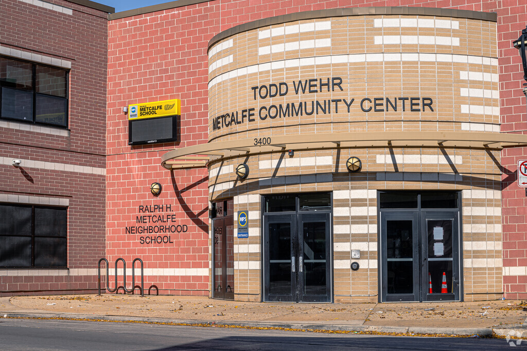Ralph H Metcalfe School provides education in the neighborhood of 
Metcalfe Park.