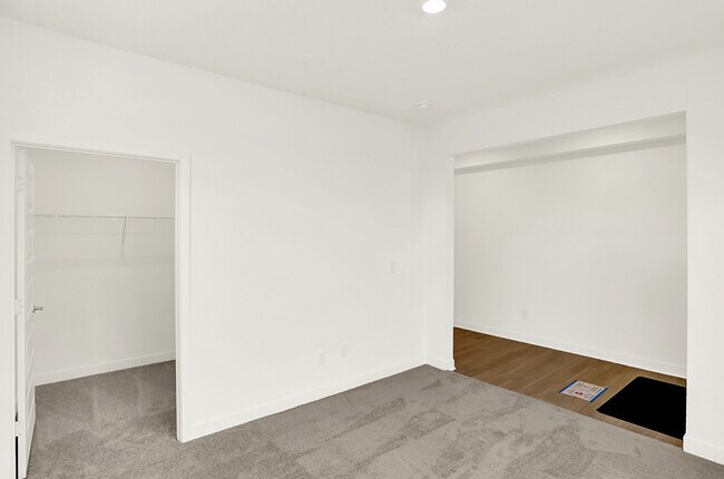 5357 Nettleton Way, Avon, IN 46123 - photo 4