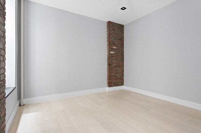 336 E 18th St unit C-4, New York, NY 10003 - photo 3