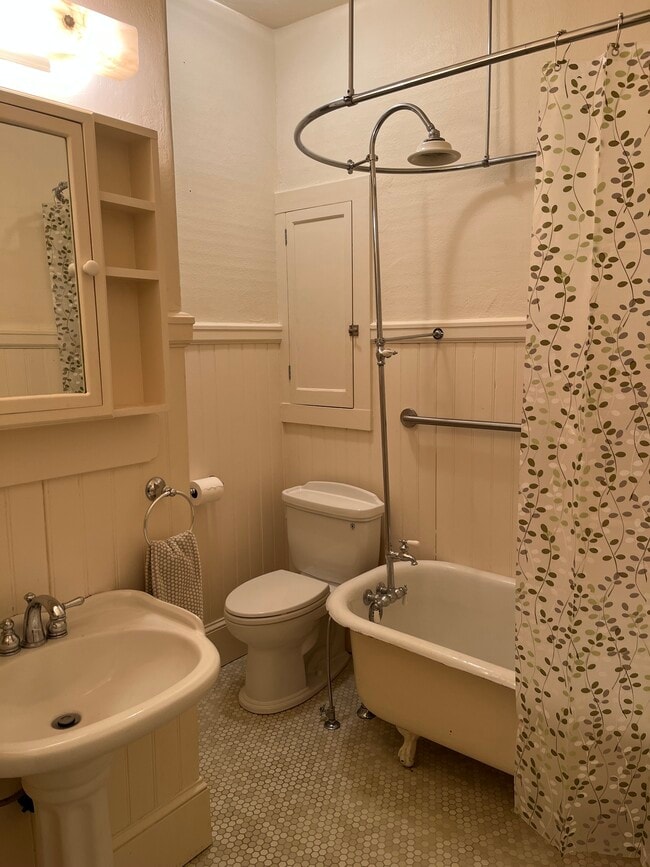 305 Mission St unit 305, Santa Cruz, CA 95060 - photo 5