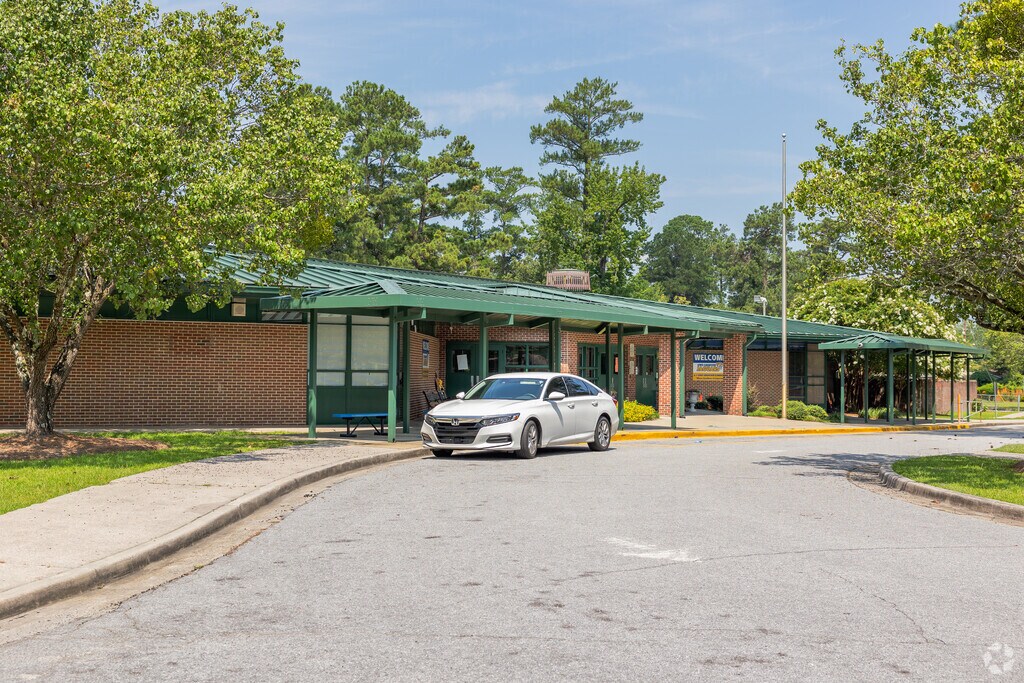 A. J. Lewis Greenview Elementary School is a public school in Columbia.