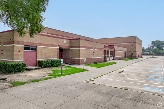 Agnew Middle School