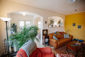 4001 N Prospect Ave Unit 40, Shorewood, WI 53211