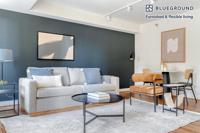 4001 N 9th St unit FL9-ID503, Arlington, VA 22203 - photo 2