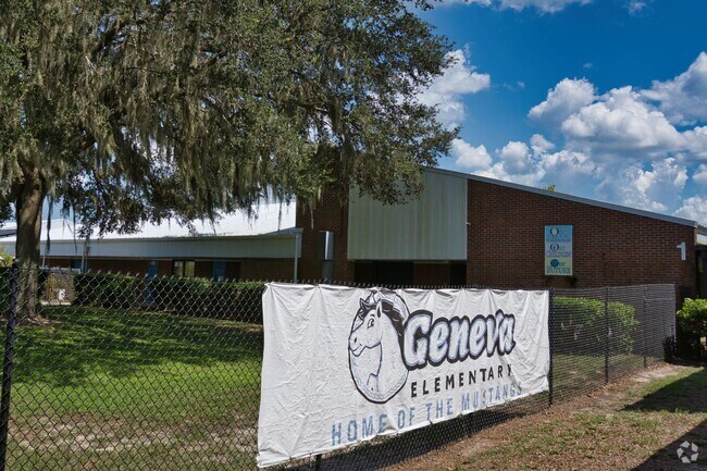 Geneva Elementary School serves students in the East Seminole County community.