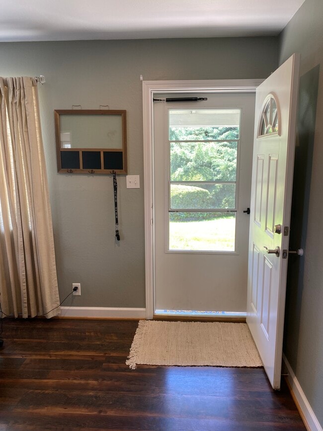 510 Perry St, Jackson, CA 95642 - photo 2