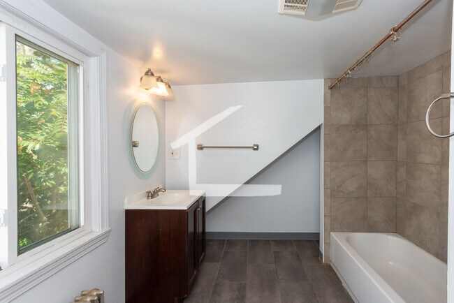 25 Laurel St unit 2, Roxbury, MA 02119 - photo 2