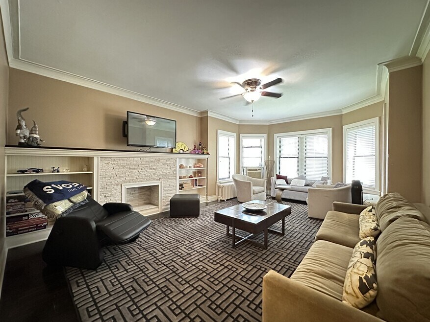 6424 N Magnolia Ave unit G07C, Chicago, IL 60626 - photo 1