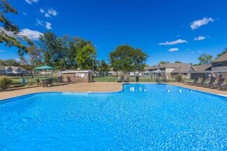 1311 Greenland Dr, Murfreesboro, TN 37130