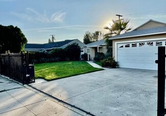 8157 Yarmouth Ave, Reseda, CA 91335