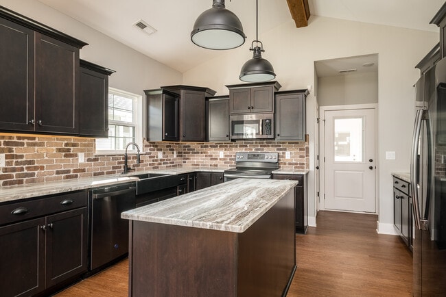 9024 Haylyn Ln unit 38251515, Georgetown, IN 47122 - photo 5