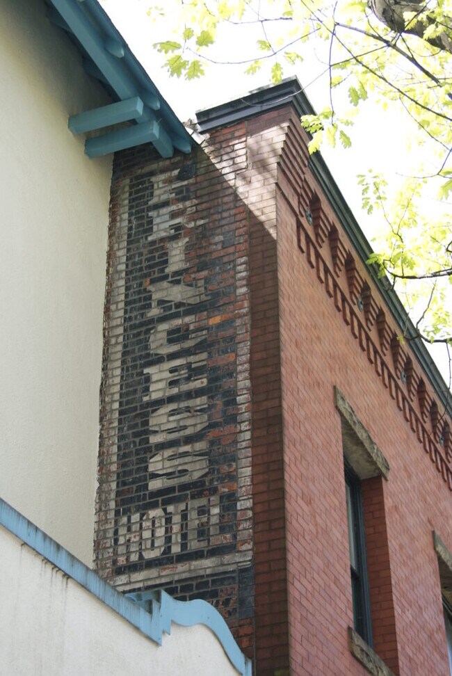 Princess Apartments, Seattle, WA 98107 - photo 5