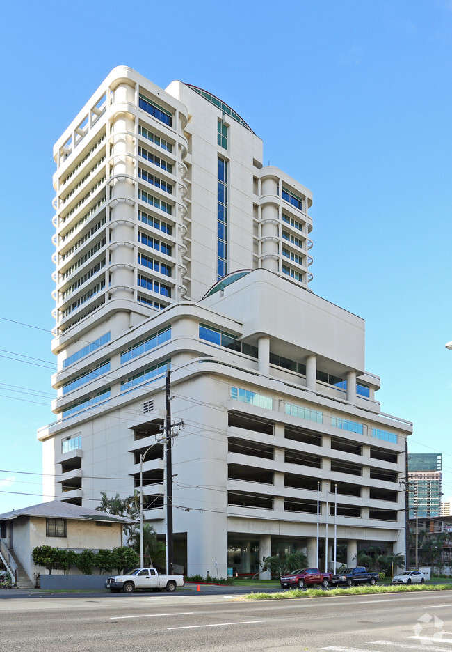 2241 Kapiolani Blvd, Honolulu, HI 96826