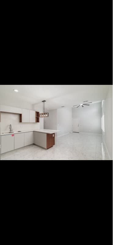 1007 Hidden Hls St unit 2, Mission, TX 78572 - photo 7