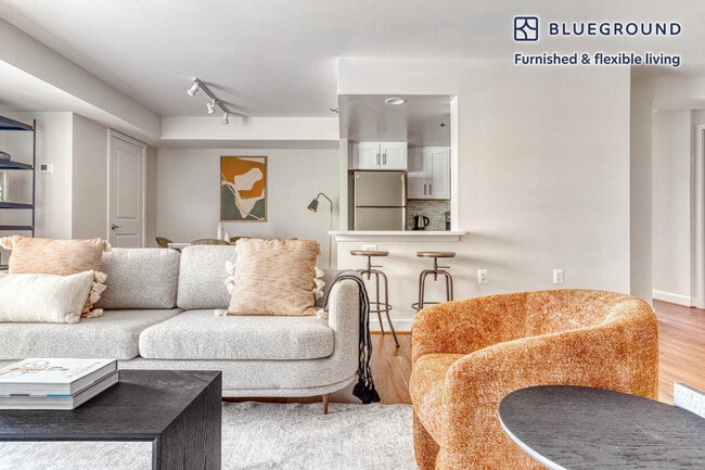 4001 N 9th St unit FL10-ID505, Arlington, VA 22203 - photo 2