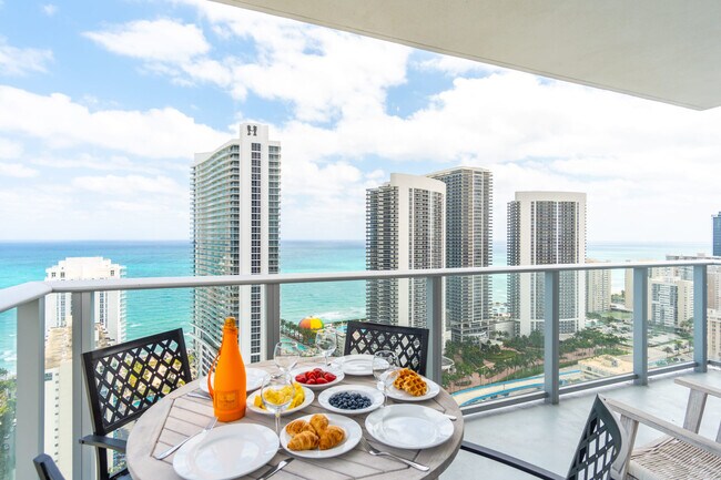 4112 Jimmy Buffett Mem Hwy unit ID1227431P, Hollywood, FL 33019 - photo 5