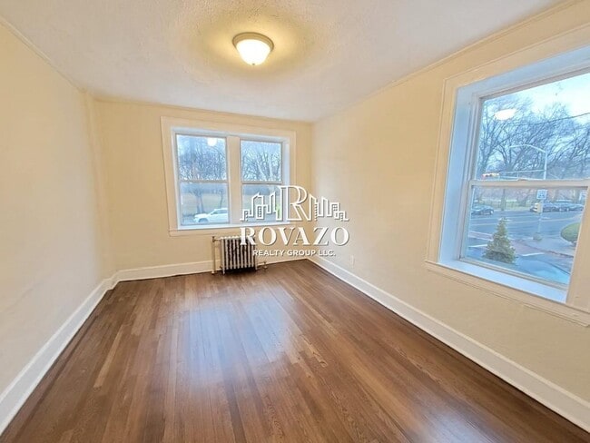 691 Elizabeth Ave unit 3, Newark, NJ 07112 - photo 4