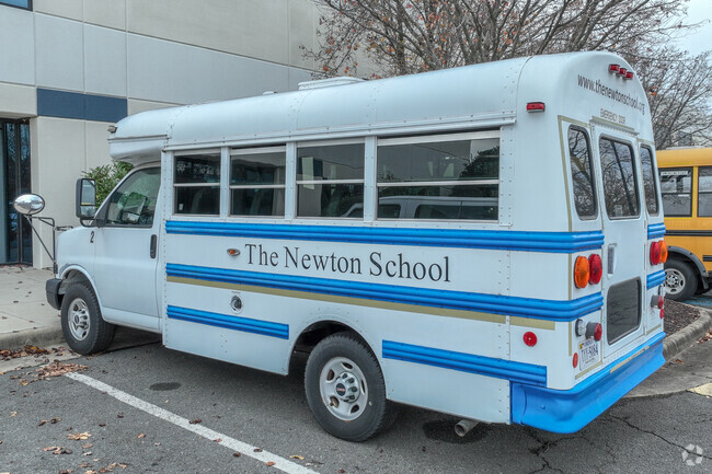 The Newton School School serves students in Loudoun County.