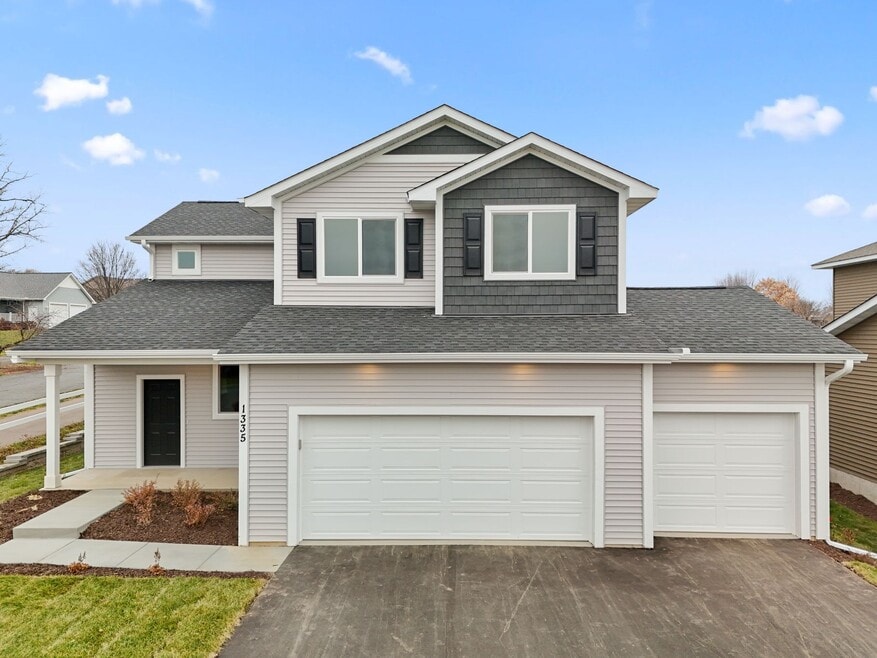 1335 Compton Ave, River Falls, WI 54022 - photo 1