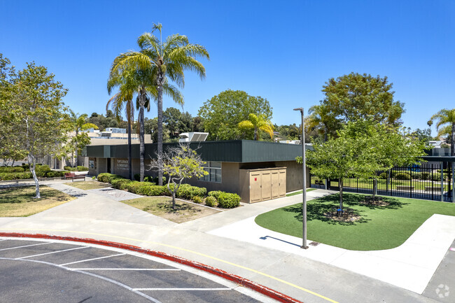 Rancho Bernardo Turtleback Elementary School is surrounded by trees in San Diego, CA.