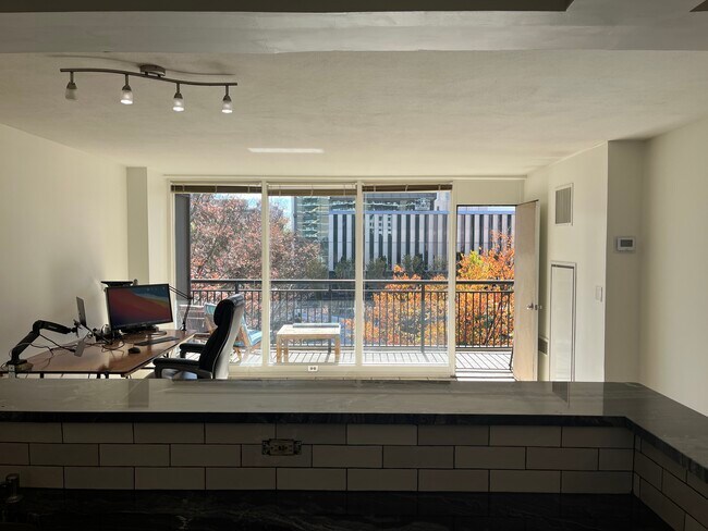 The Windsor Over Peachtree unit 407, Atlanta, GA 30308 - photo 2