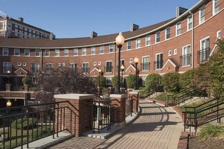 657 S 3rd St, Louisville, KY 40202