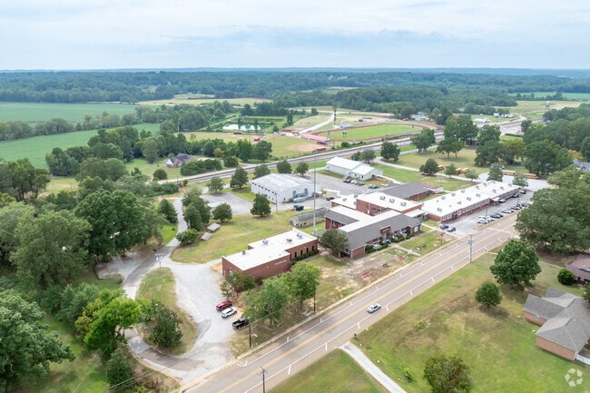 There is ample parking at Potts Camp High School.