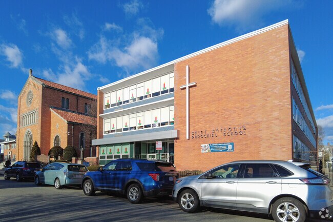 St Anthony School in Everett serves students in grades K through 8.