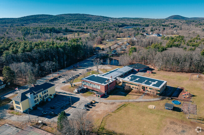 Ashby Elementary School provides a well-rounded education and promotes academic excellence.